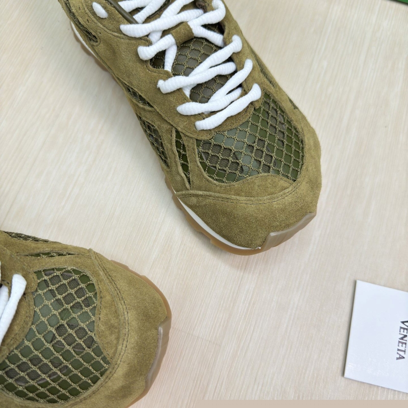 bo*te*ga Ve*ne*ta casual shoes